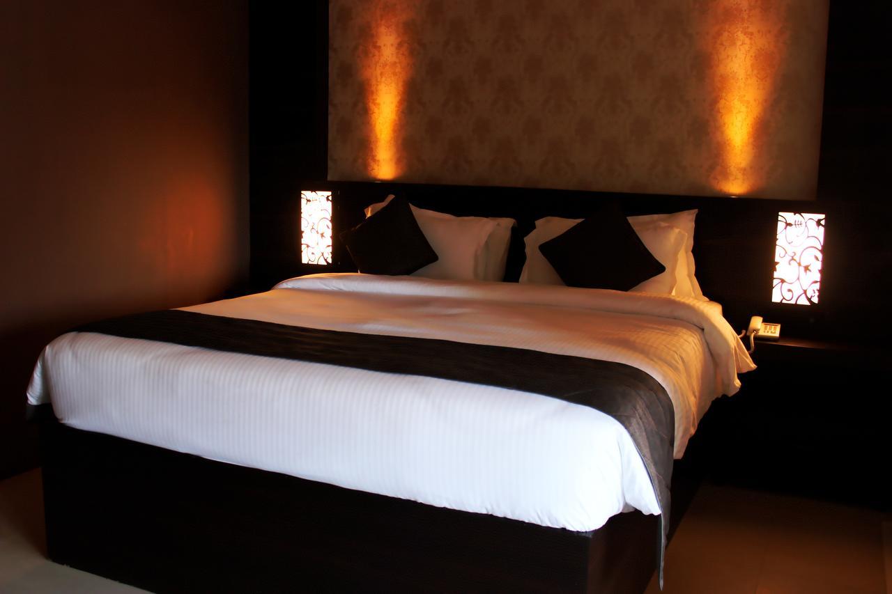 Hotel Grand Tizu Dimāpur Dış mekan fotoğraf