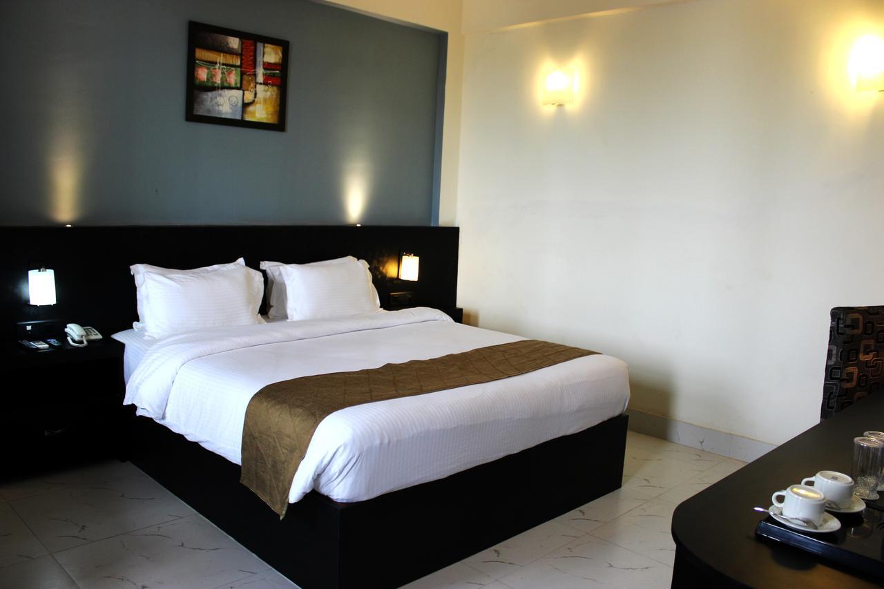 Hotel Grand Tizu Dimāpur Dış mekan fotoğraf